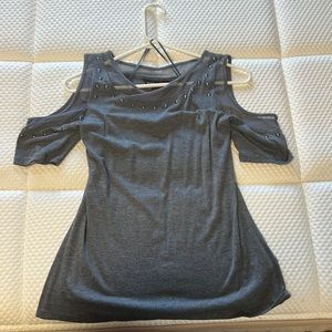 Rock republic cold shoulder shirt